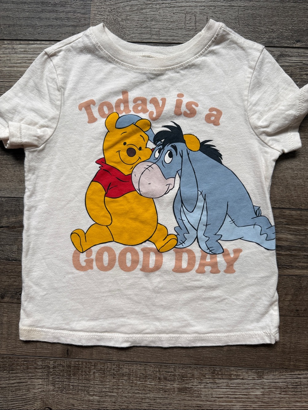 Disney Winnie the Pooh 'Good Day' Graphic Tee - White, Yellow, Blue